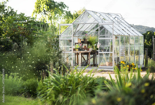 How to Winterize a greenhouse
